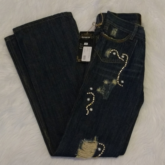 Dungeon Embellished Jewels Jeans - Picture 11 of 17